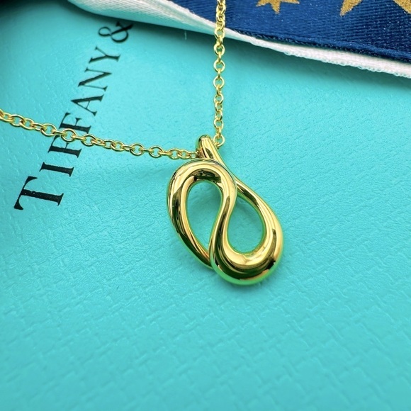 RARE Tiffany & Co. 18K Yellow Gold Elsa Peretti Wave Necklace with PACKAGING